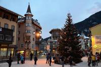 Foto Central vista piazza Moena inverno